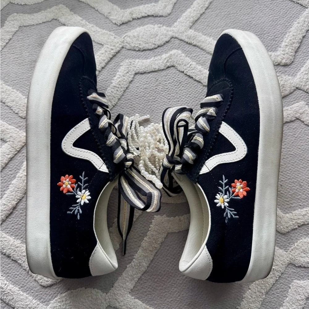 Vans Suede Floral Embroidered Sneakers Boho Pearl Lace Womens 9.5